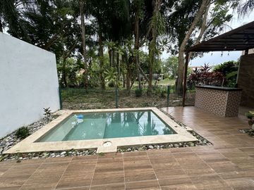 Casa en venta con vista al lago en privada Altozano, Mérida, Yucatán
