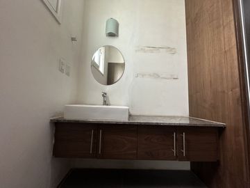 Casa en venta con vista al lago en privada Altozano, Mérida, Yucatán