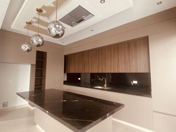 Casa en Venta, estricta Seguridad, El Uro, Monterrey, Nuevo León