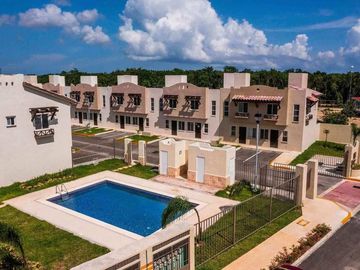 Estrena Casa en  Real Lucerna, Playa  del Carmen.