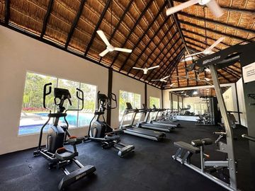 Estrena Departamento en Real Amalfi, Playa del Carmen.