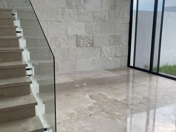 CASA EN VENTA EN BOSQUES DE LAS MISIONES