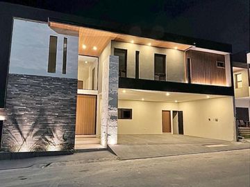 CASA EN VENTA EN BOSQUES DE LAS MISIONES