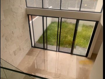 CASA EN VENTA EN BOSQUES DE LAS MISIONES