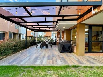 Venta hermosa casa de 2 niveles en Cajicá