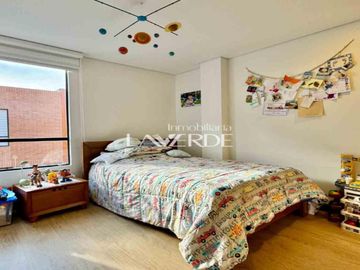 Venta hermosa casa de 2 niveles en Cajicá