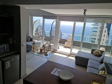 SE VENDE DUPLEX 1D2B REÑACA NORTE VISTA AL MAR