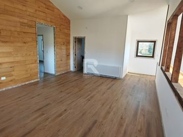 GRAN CASA EN EL EXCLUSIVO CONDOMINIO EL ALBA