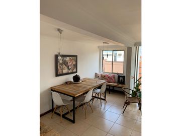 Apartamento en venta Loma de los Bernal, Medellín, ANT, Colombia