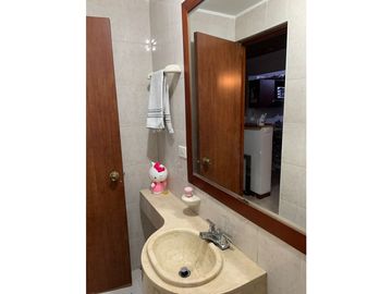 Apartamento en venta Loma de los Bernal, Medellín, ANT, Colombia