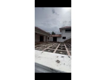 VENTA DE CASA EN SANTA CLARA CON 3600 MTS DE TERRENO