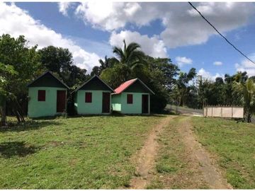 Se vende cabaña en Las Minas de Herrera.