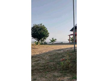 Se vende cabaña en Las Minas de Herrera.