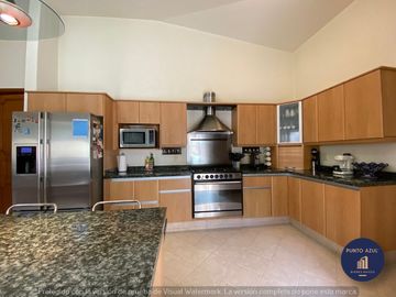 CASA EN VENTA EN CALLE CERRADA EN JARDINES DEL PEDREGAL