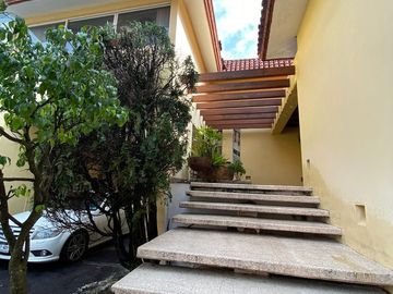 CASA EN VENTA EN CALLE CERRADA EN JARDINES DEL PEDREGAL