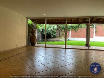 CASA EN VENTA EN CALLE CERRADA EN JARDINES DEL PEDREGAL