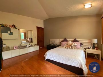 CASA EN VENTA EN CALLE CERRADA EN JARDINES DEL PEDREGAL