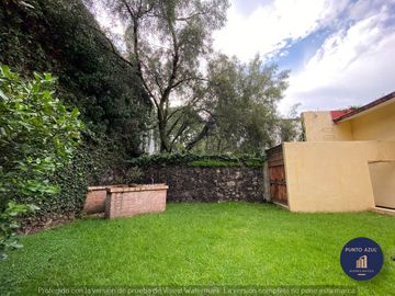 CASA EN VENTA EN CALLE CERRADA EN JARDINES DEL PEDREGAL