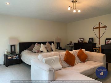 CASA EN VENTA EN CALLE CERRADA EN JARDINES DEL PEDREGAL