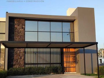 Casa nueva en Venta, Zona Norte de Colima, Fraccionamiento Privado LA HERRADURA.