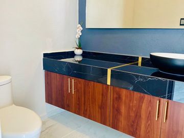 Casa nueva en Venta, Zona Norte de Colima, Fraccionamiento Privado LA HERRADURA.