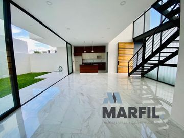 Casa nueva en Venta, Zona Norte de Colima, Fraccionamiento Privado LA HERRADURA.