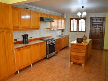 Hermosa casa 14 Vicuña Mackenna 340/140 mts