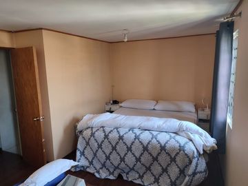 Excelente casa 4D/2B, dos pisos, con porche dos vehículos en comuna de Maipú