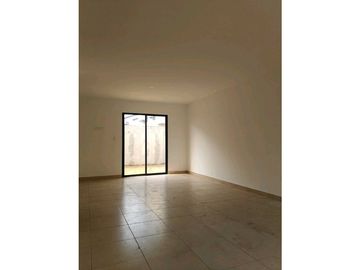 Alquilo o vendo casa Los Prados 1
