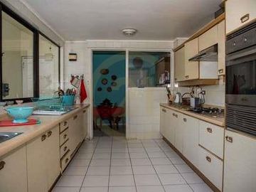 Casa en venta, 6 dormitorios, Estoril, Las Condes