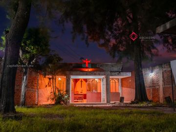 Villa de Descanso con Salón de Eventos Cerca Rancho 3 Potrillos