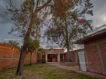 Villa de Descanso con Salón de Eventos Cerca Rancho 3 Potrillos