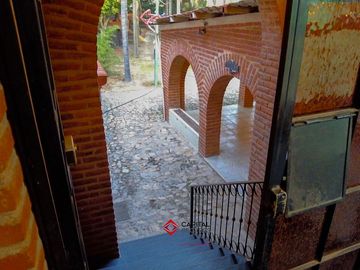 Villa de Descanso con Salón de Eventos Cerca Rancho 3 Potrillos
