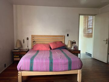 VENTA  CASA EN LA COLONIA CONDESA DE UNA SOLA PLANTA