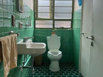 VENTA  CASA EN LA COLONIA CONDESA DE UNA SOLA PLANTA