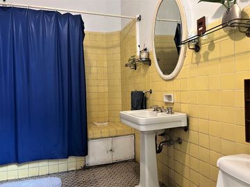 VENTA  CASA EN LA COLONIA CONDESA DE UNA SOLA PLANTA