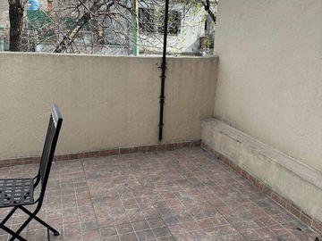 Casa en venta de 4 dormitorios c/ cochera en Nueva Pompeya