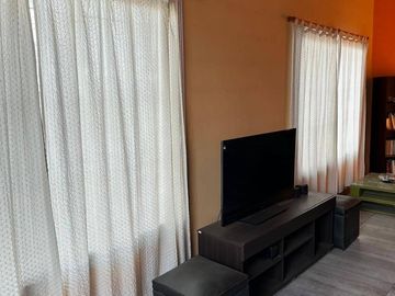 Casa en venta de 4 dormitorios c/ cochera en Nueva Pompeya
