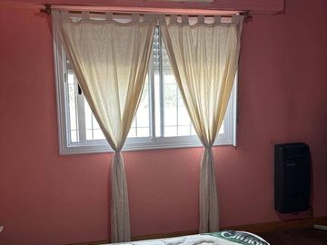 Casa en venta de 4 dormitorios c/ cochera en Nueva Pompeya