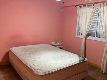 Casa en venta de 4 dormitorios c/ cochera en Nueva Pompeya