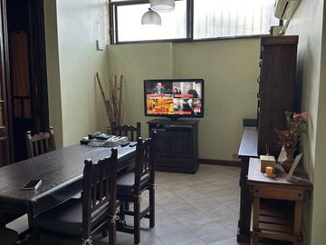 Casa en venta de 4 dormitorios c/ cochera en Nueva Pompeya