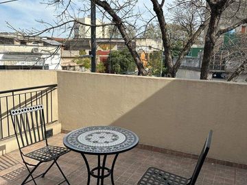 Casa en venta de 4 dormitorios c/ cochera en Nueva Pompeya