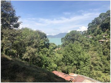 TERRENO EN VENTA EN VALLE DE BRAVO