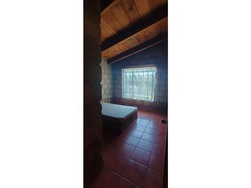 OPORTUNIDAD, CASA EN VENTA VALLE DE BRAVO