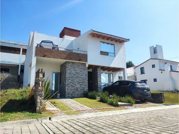 PREVENTA  CASA EN VALLE DE BRAVO RESIDENCIAL DEL BOSQUE