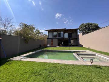 Casa en venta en la zona de pipioltepec
