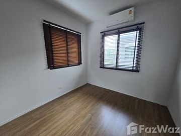 3 Bedroom Townhouse for sale at Grande Pleno Suksawat-Rama 3