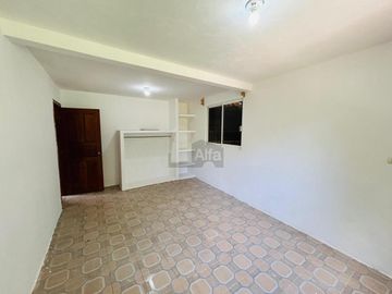 Casa sola en venta en Mártires de Chicago, Xalapa, Veracruz