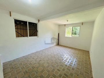 Casa sola en venta en Mártires de Chicago, Xalapa, Veracruz