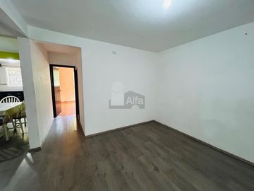 Casa sola en venta en Mártires de Chicago, Xalapa, Veracruz